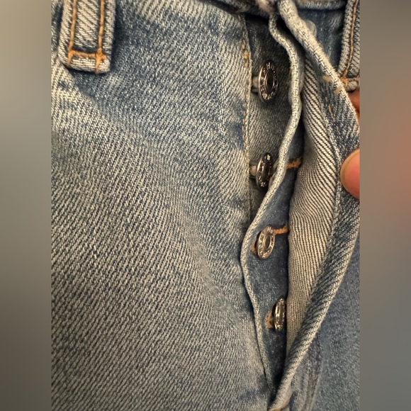 REDONE High Rise Stove Pipe Straight Leg Unfinished Hem Women’s Shorts Size 26 - Picture 10 of 15